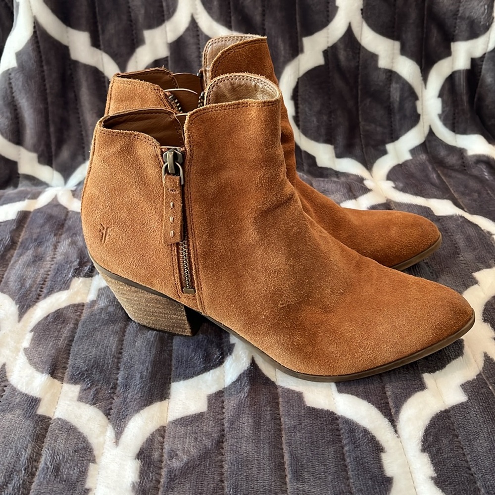 Frye suede Judy zip bootie ankle boots.